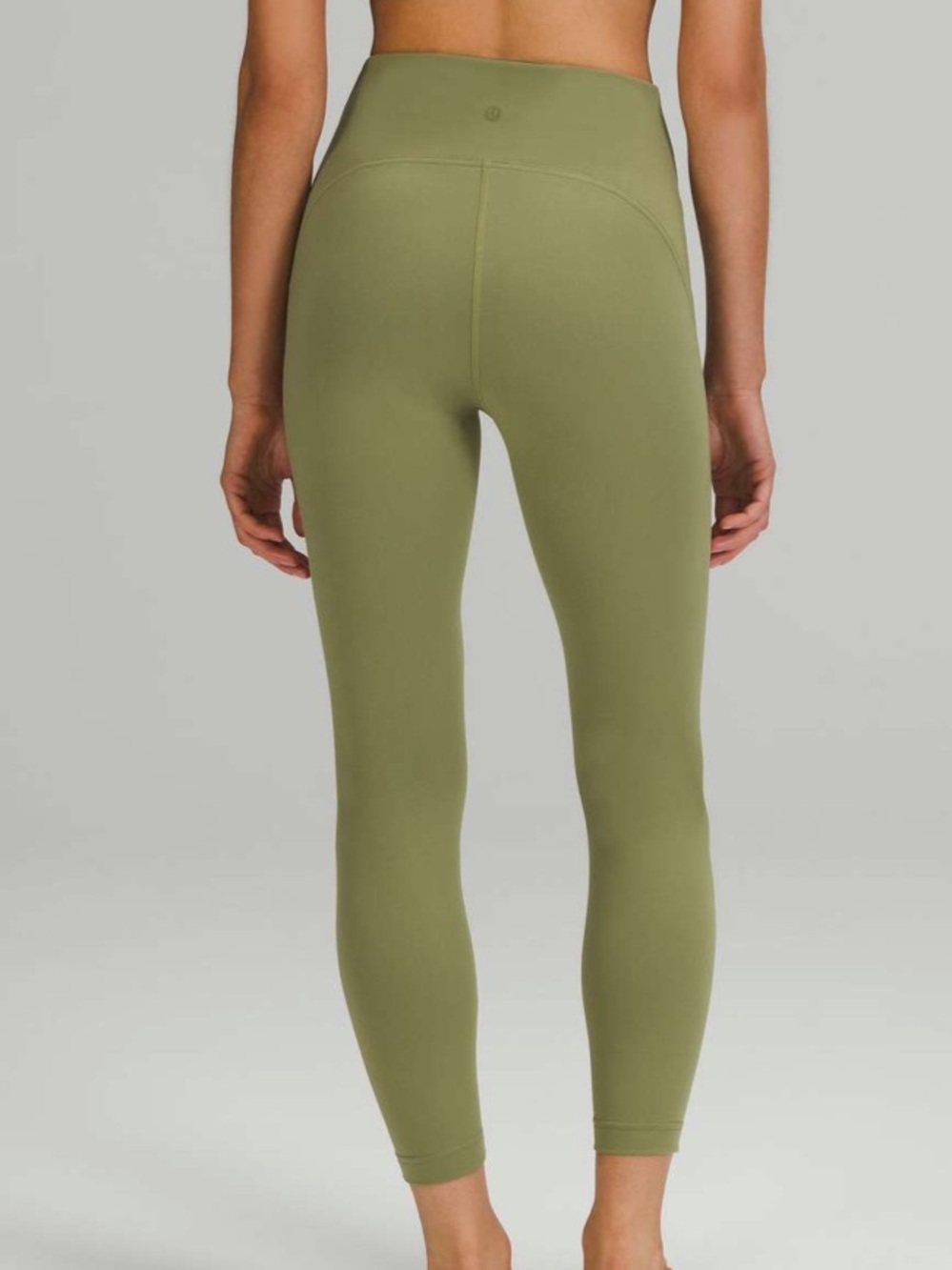 Lululemon InStill High-Rise Tight 25"
Bronze Green